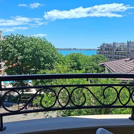 Flora Πομόριε
